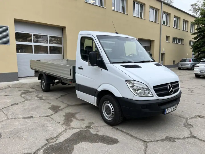 #2 Bus dostawczy otwarty z burtą: Mercedes Sprinter