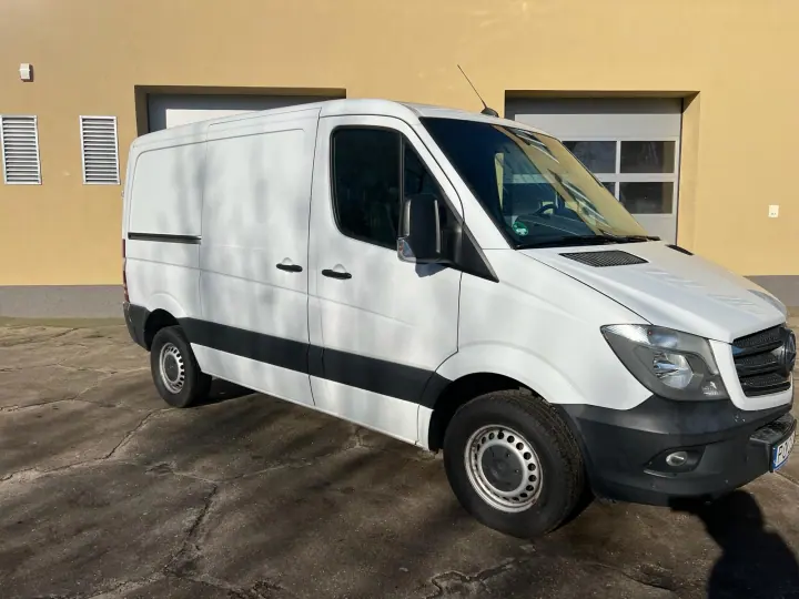 #6 Bus dostawczy: Mercedes SPRINTER mały